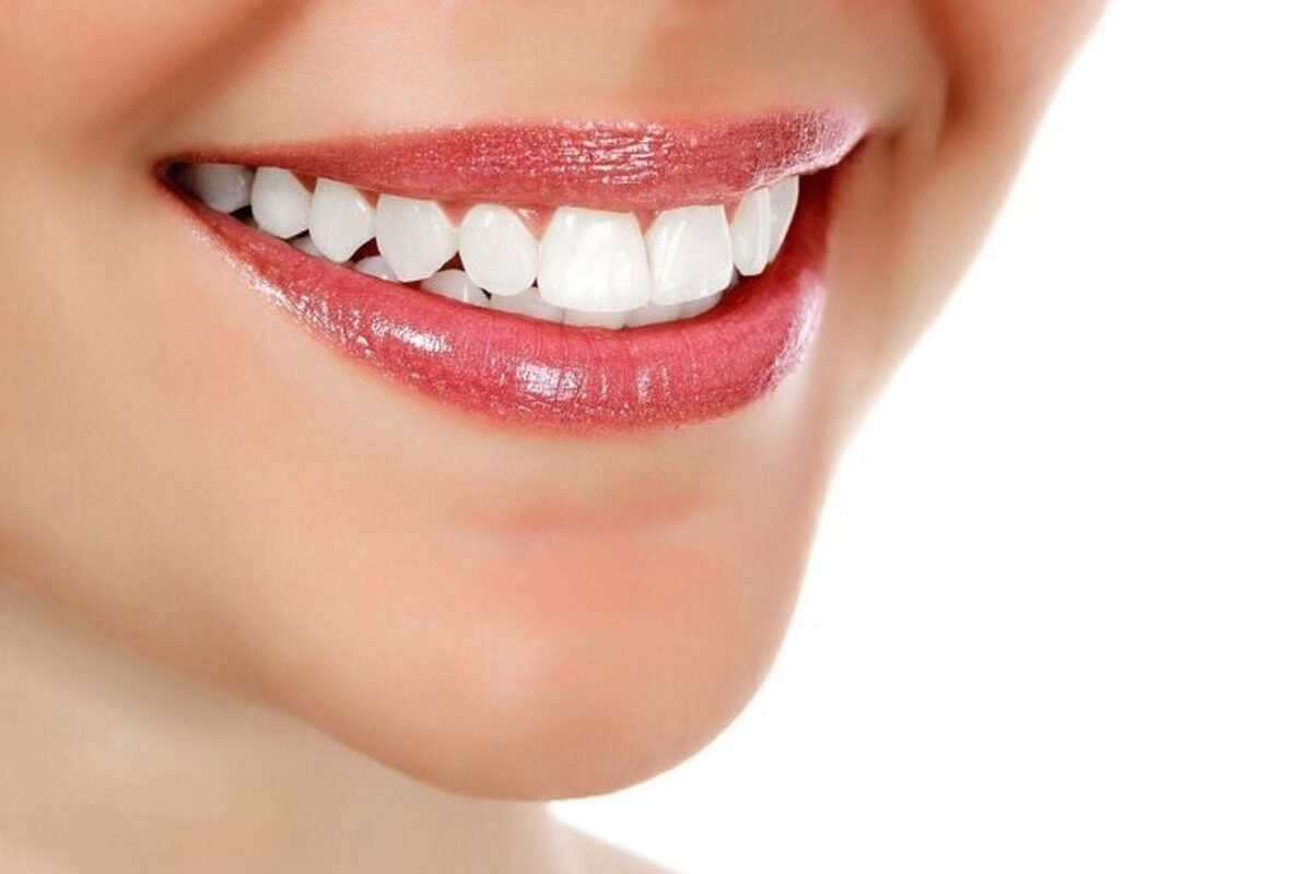 lighten teeth naturally