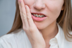 gum swelling under tooth